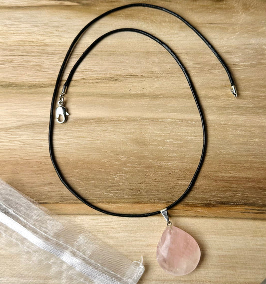 Rozenkwarts Druppel ketting
