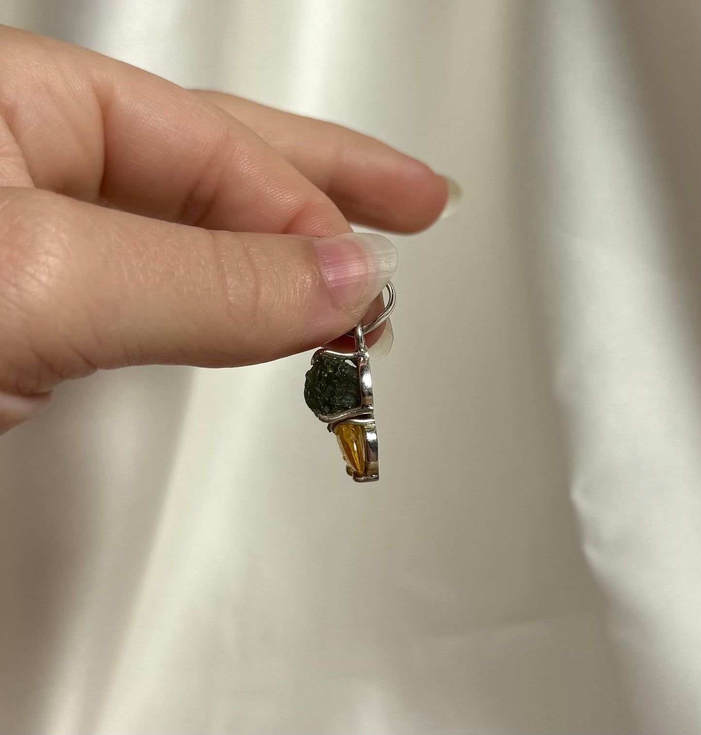 Moldaviet en Amber Hanger 925 Zilver A8