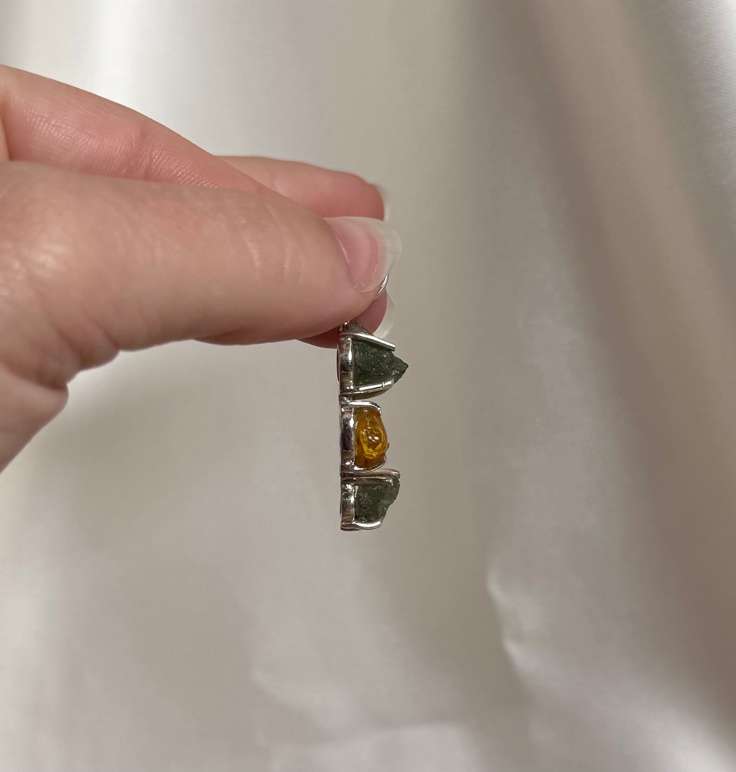 Moldaviet Dubbel en Amber Hanger 925 Zilver A13