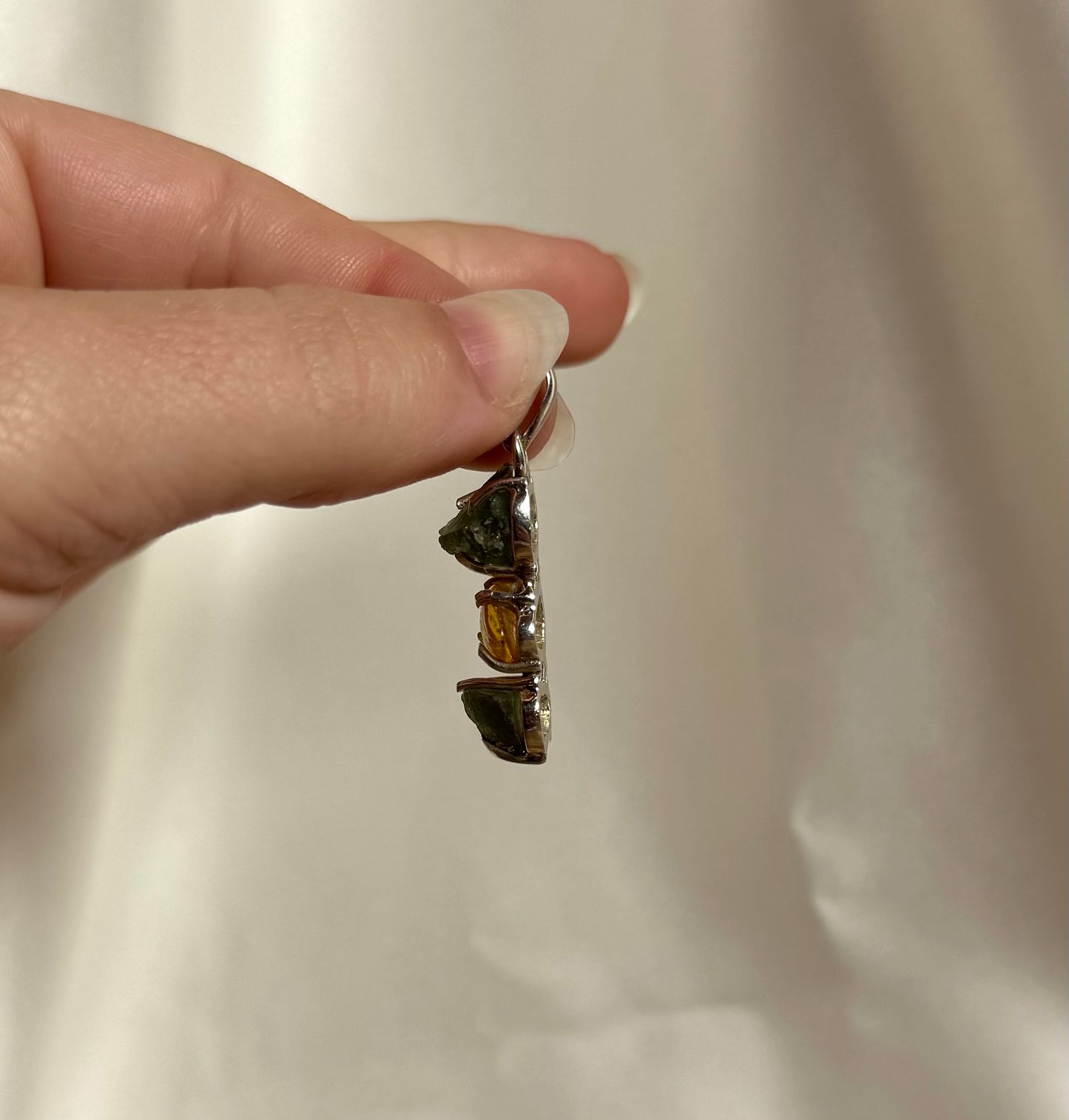 Moldaviet Dubbel en Amber Hanger 925 Zilver A13