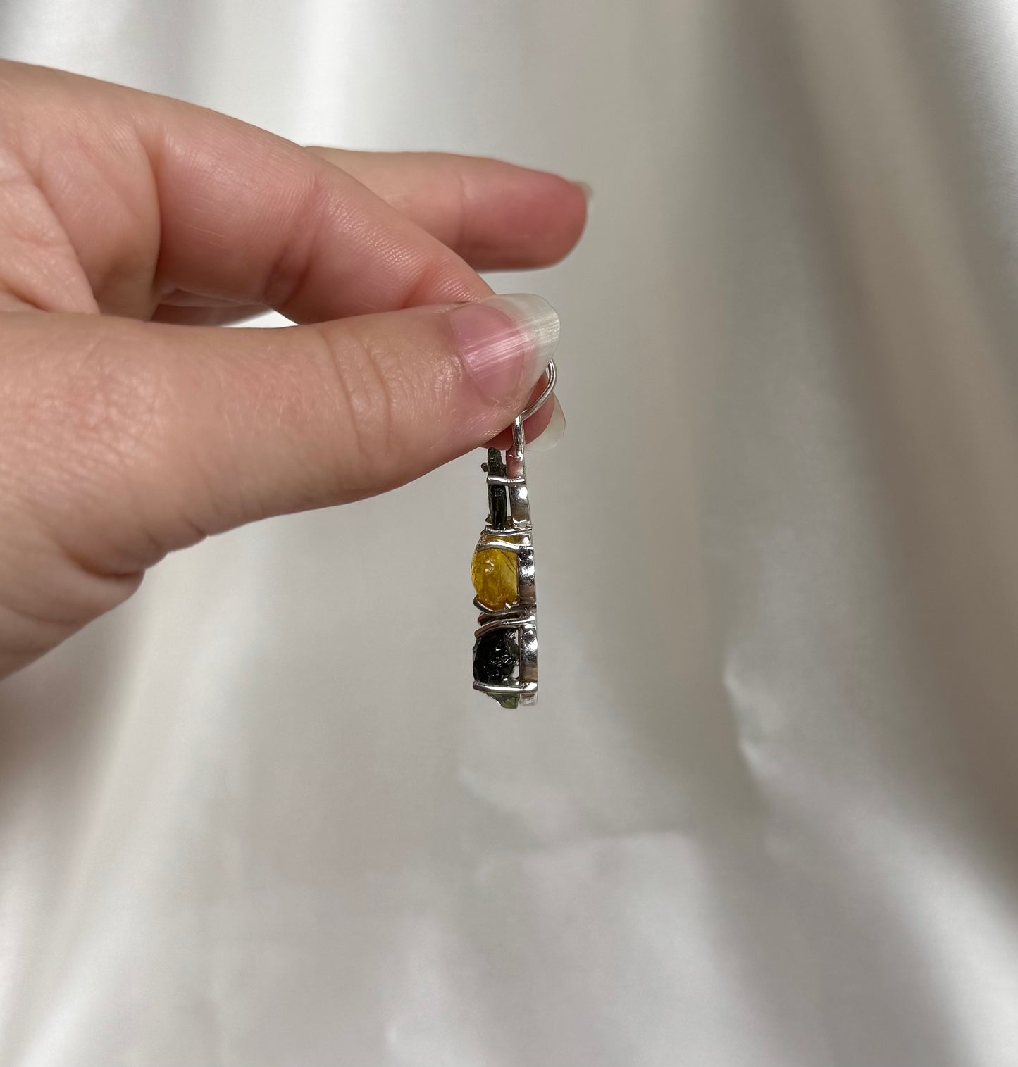 Moldaviet Dubbel en Amber Hanger 925 Zilver A19