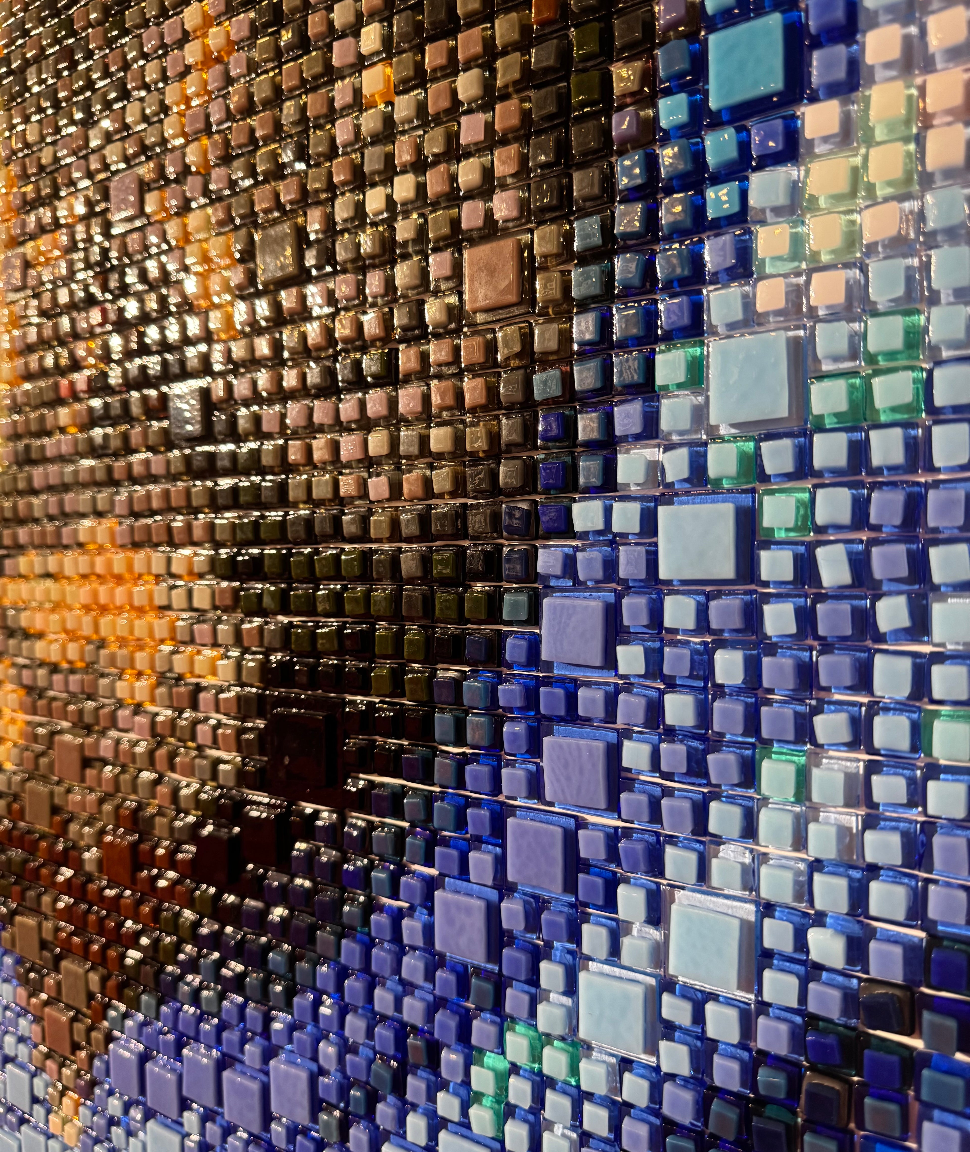 ‘FRENCHIE VUITTON’ Tessa Qwartz