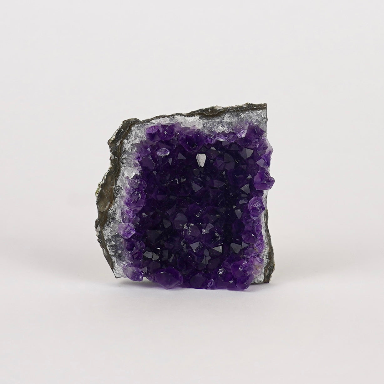 Amethist Ruw Nr. 318