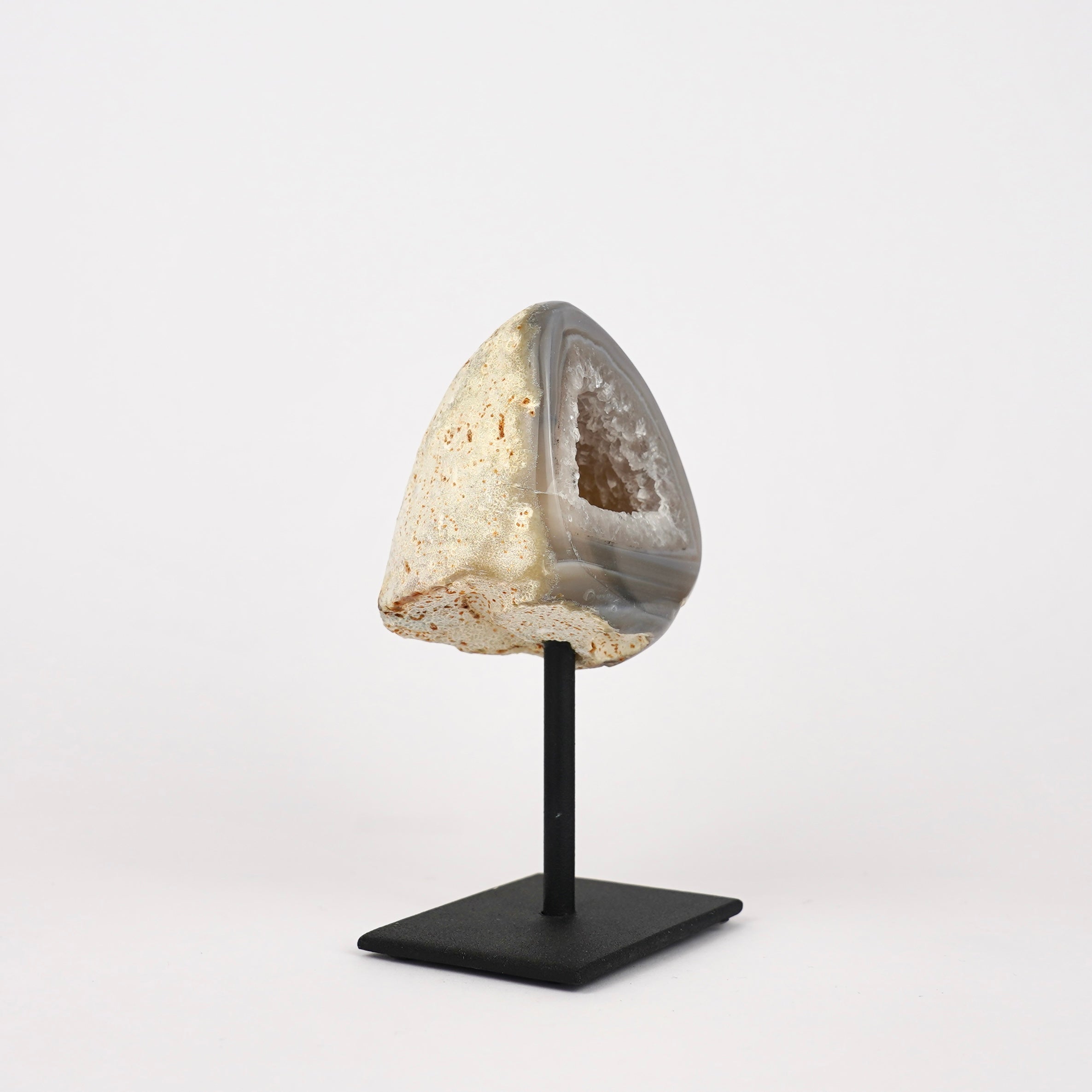 Agaat Geode S Op Standaard Nr. 244