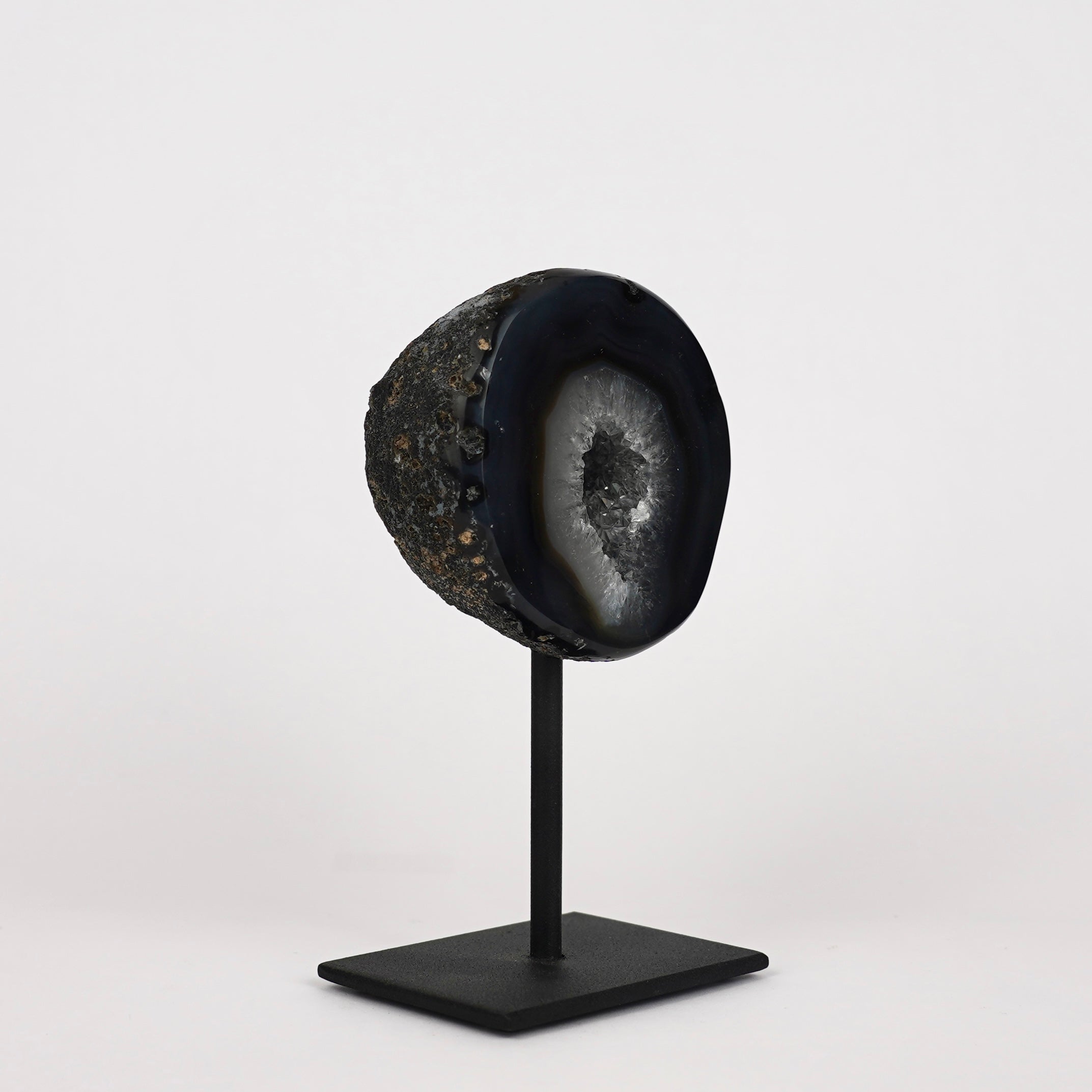 Agaat Geode S Op Standaard Nr. 81