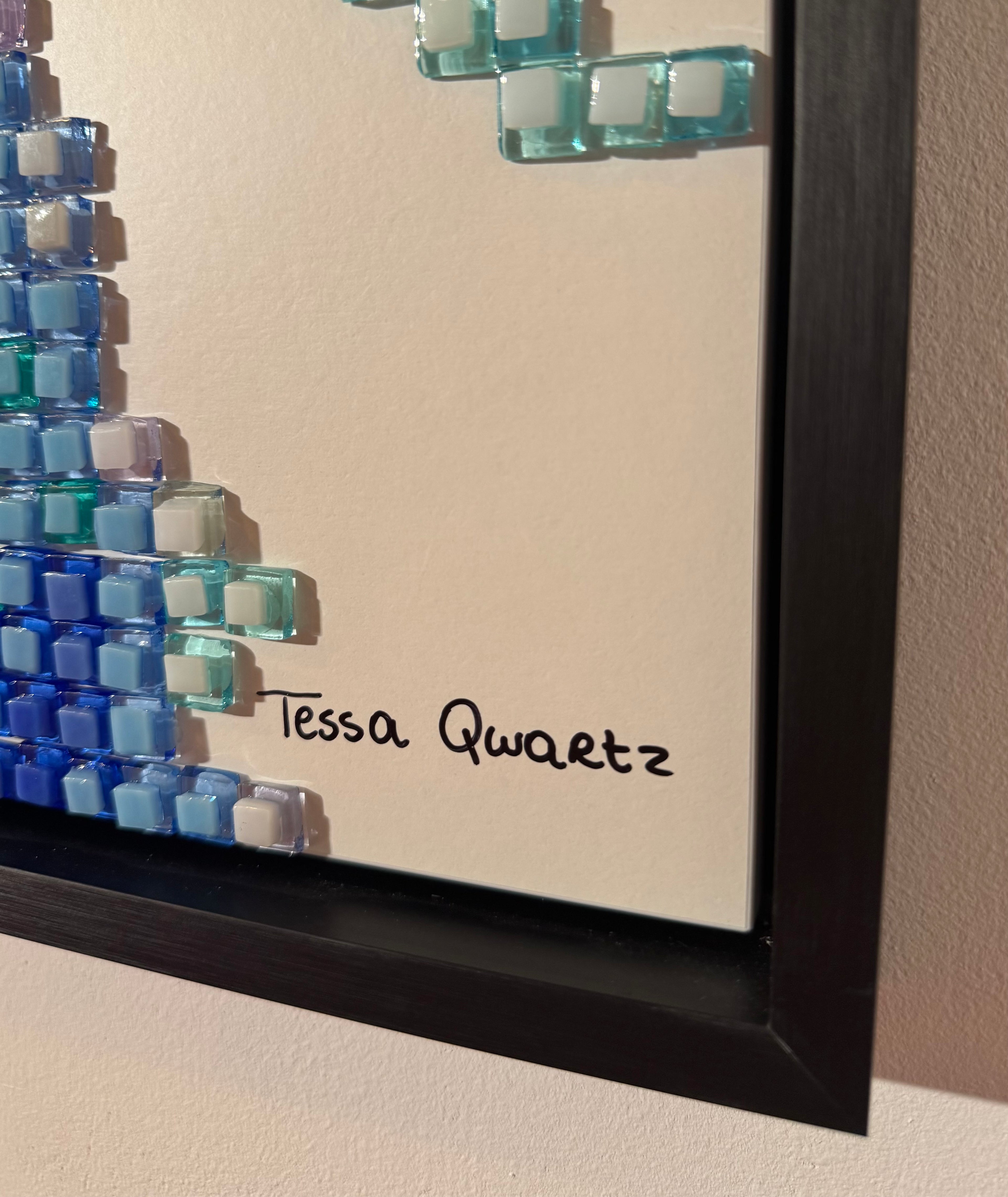 ‘FRENCHIE VUITTON’ Tessa Qwartz