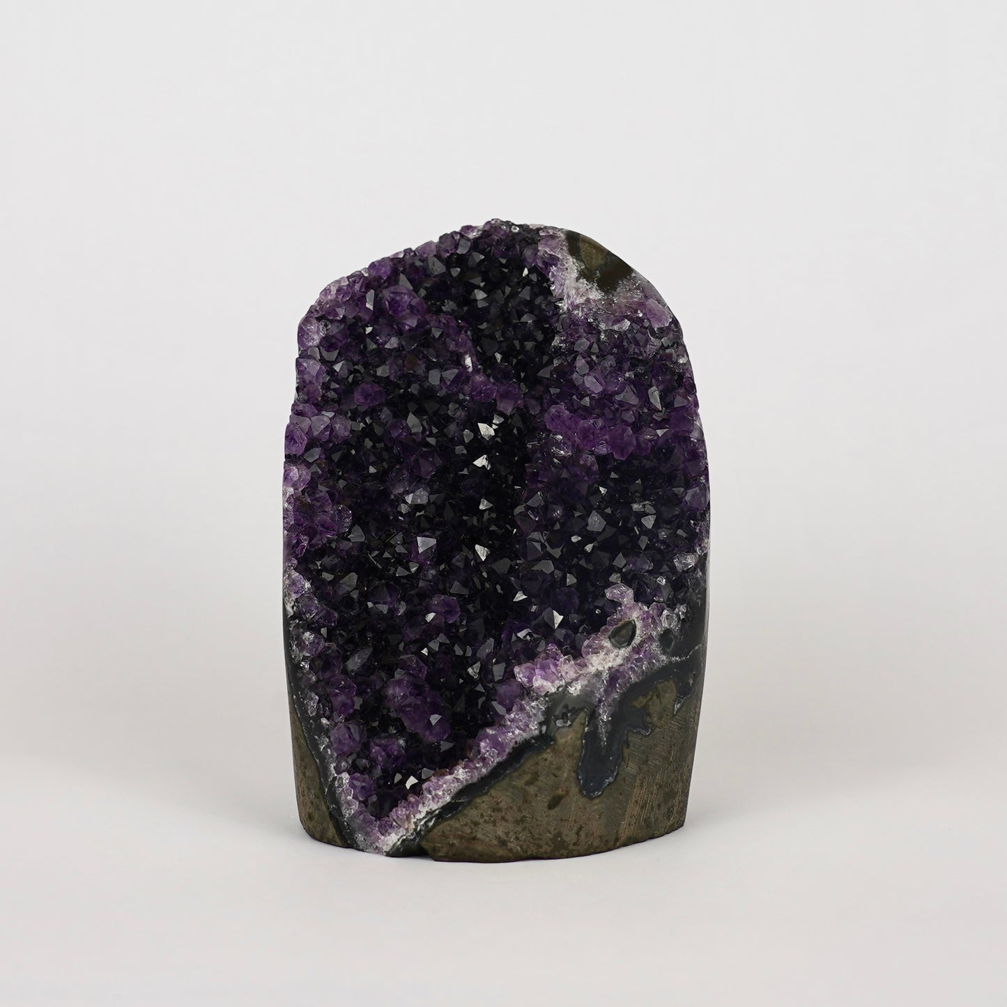 Amethist Ruw Nr. 396