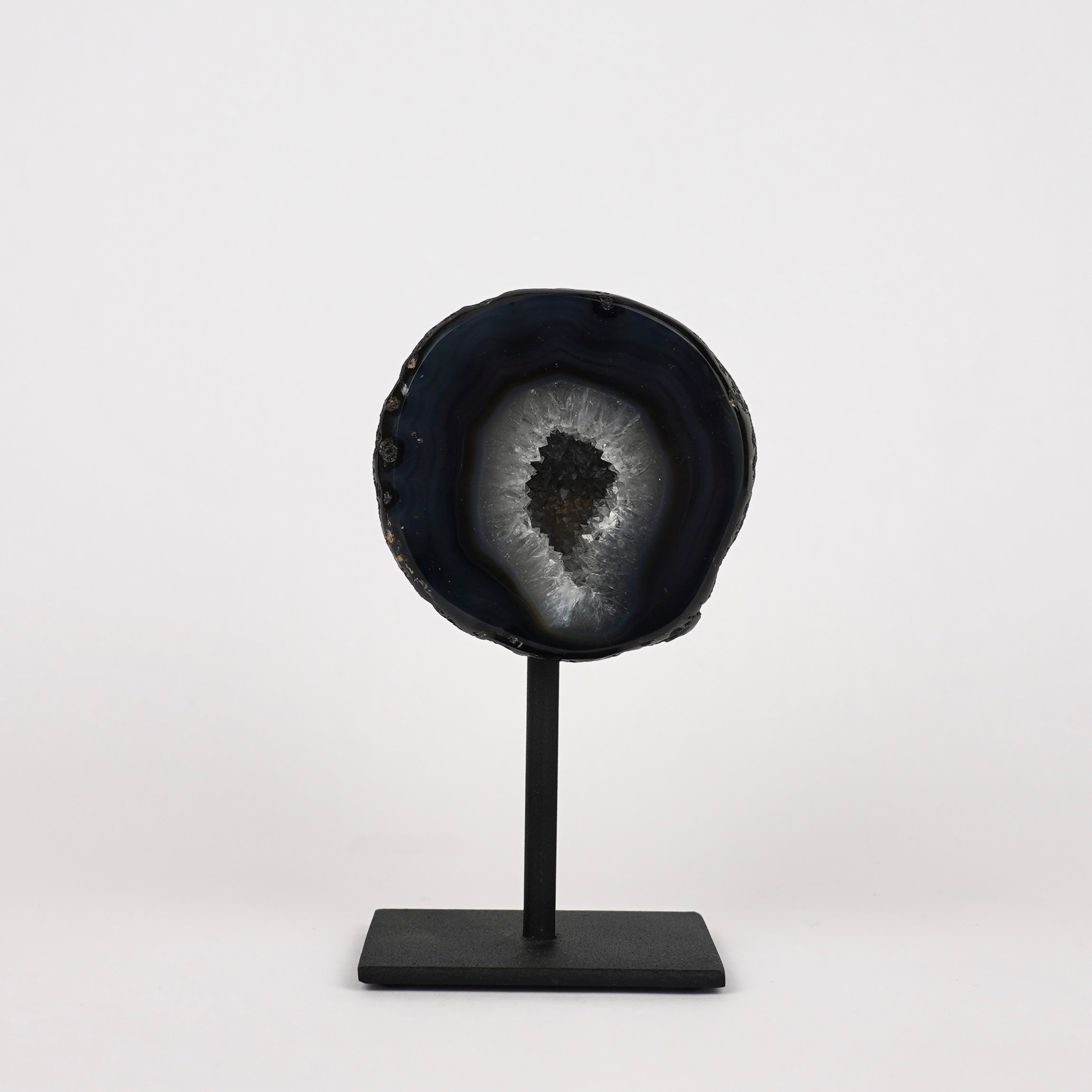 Agaat Geode S Op Standaard Nr. 81