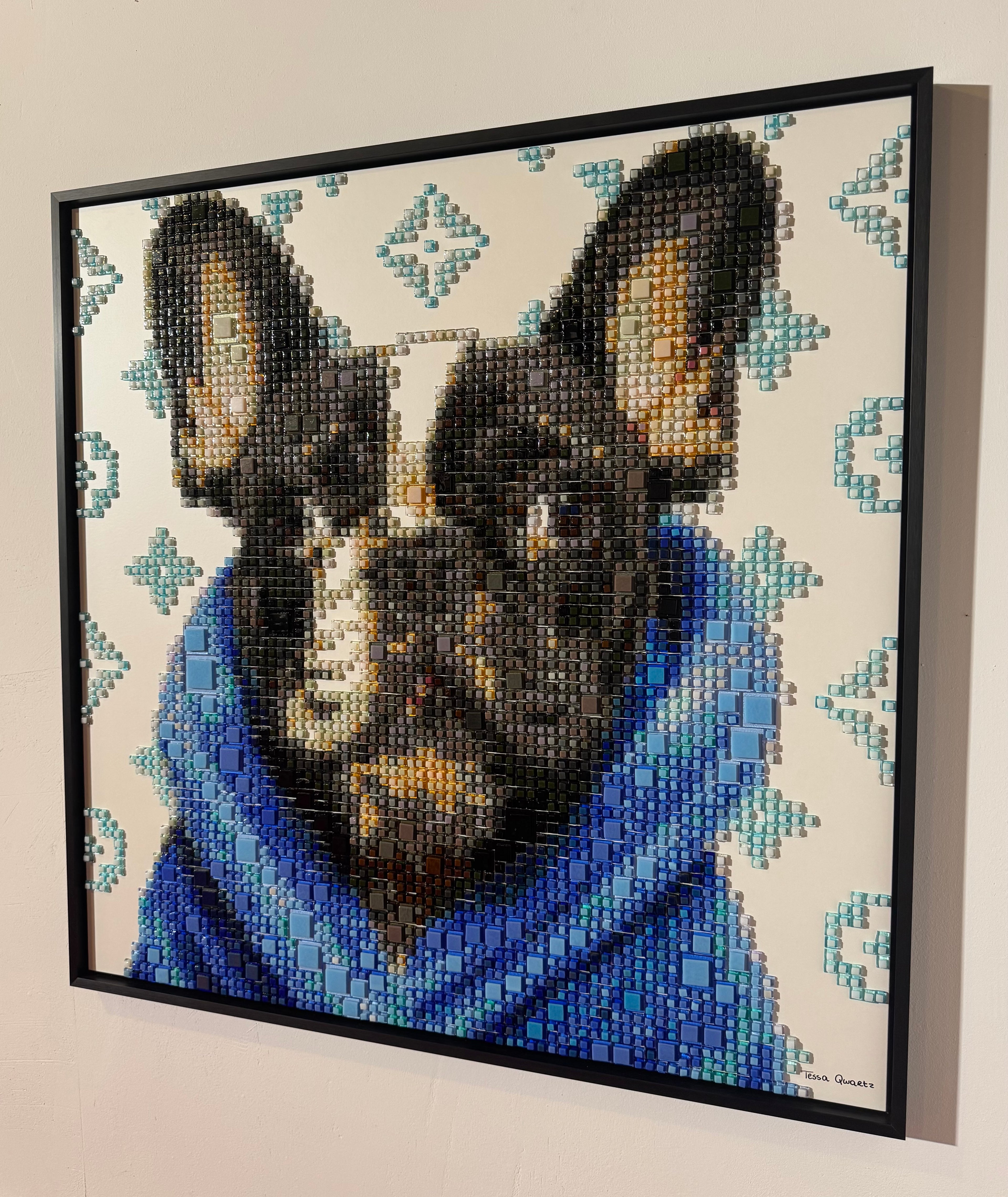 ‘FRENCHIE VUITTON’ Tessa Qwartz