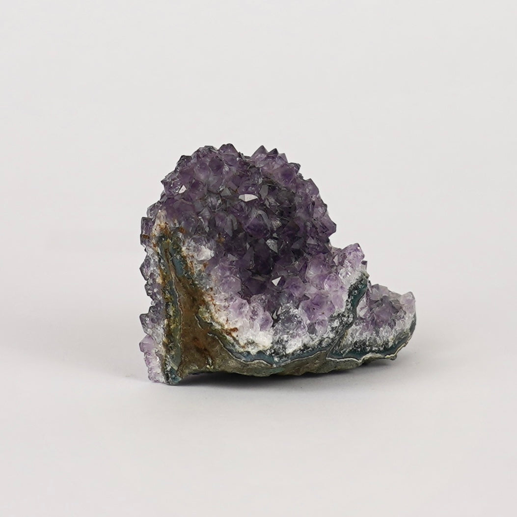 Amethist Ruw Nr. 377