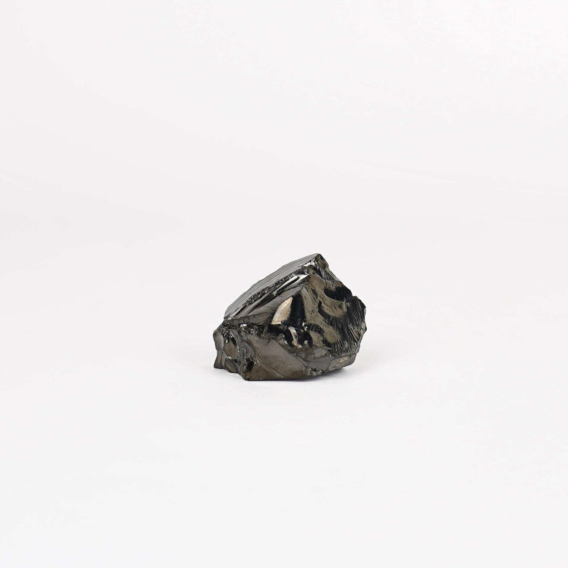 Shungite Ruw Nr. 544