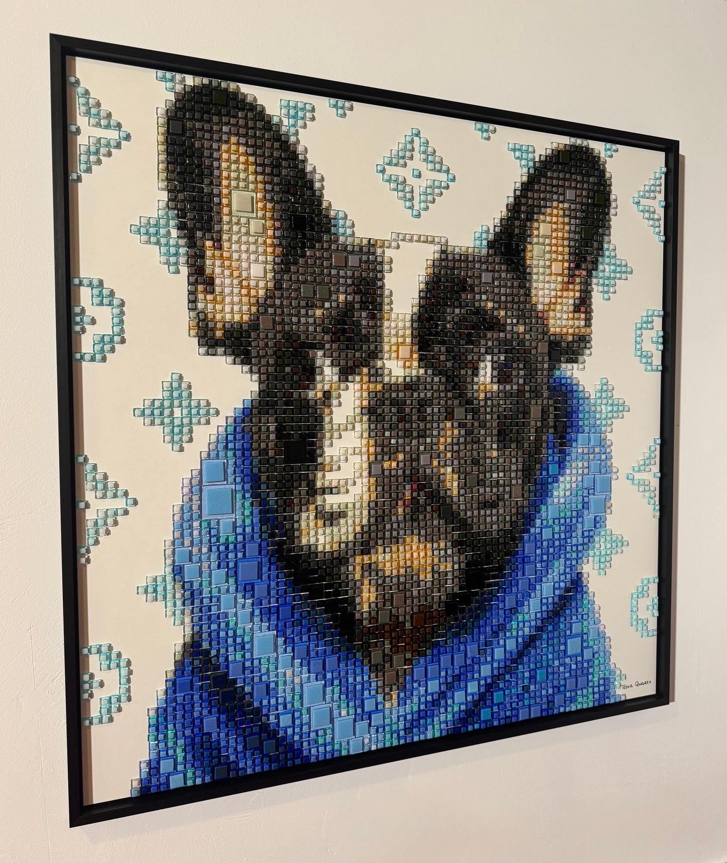 ‘FRENCHIE VUITTON’ Tessa Qwartz