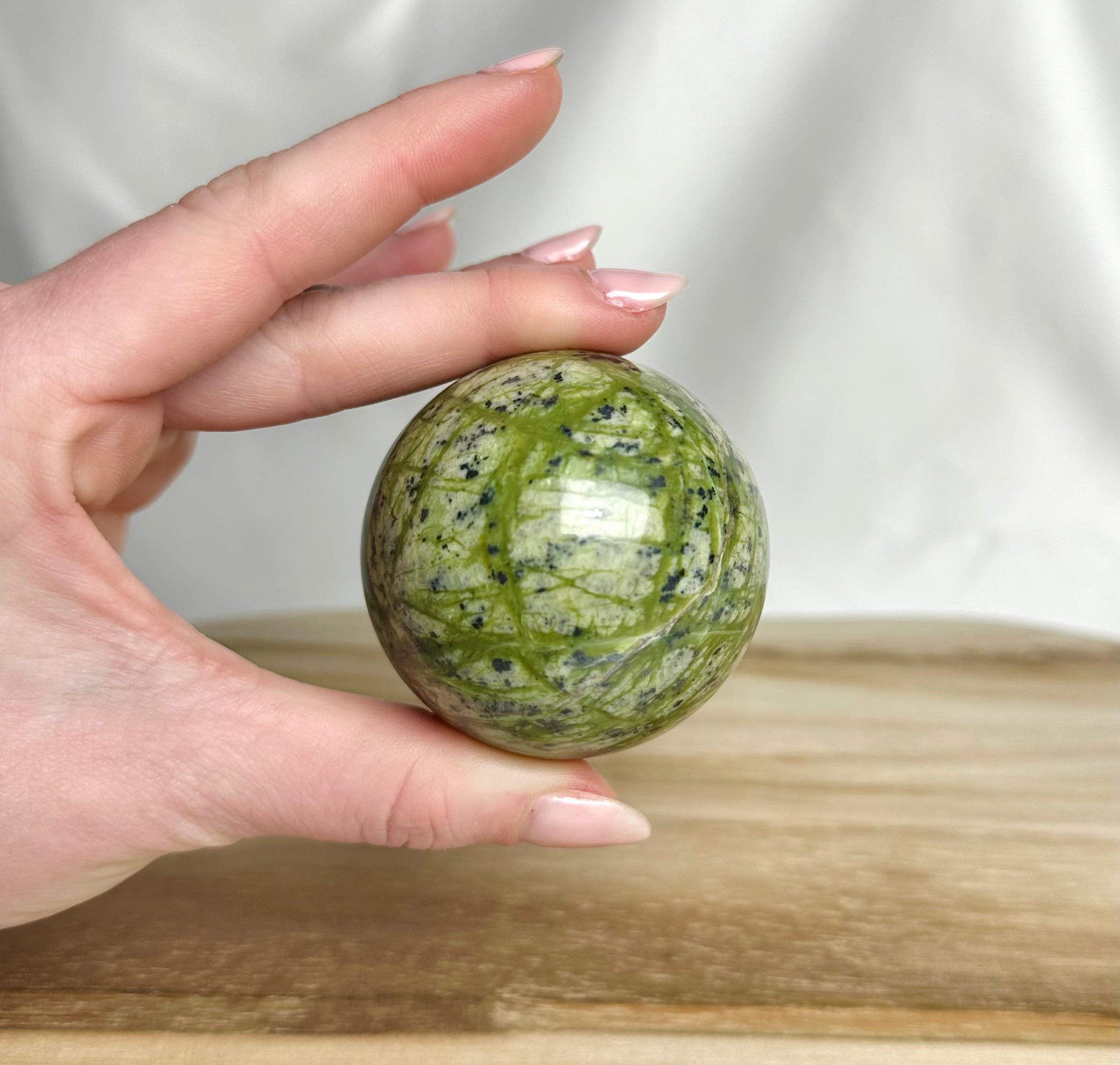 Groene Serpentijn Bol