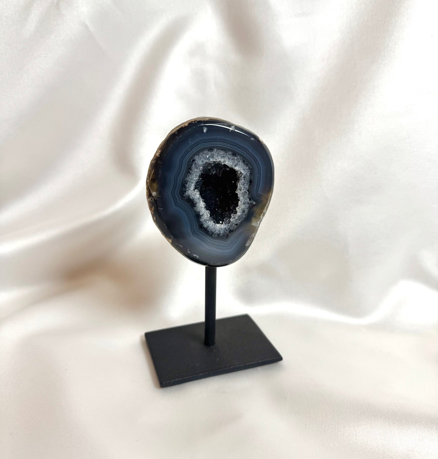 Agaat Geode S Op Standaard Nr. 253