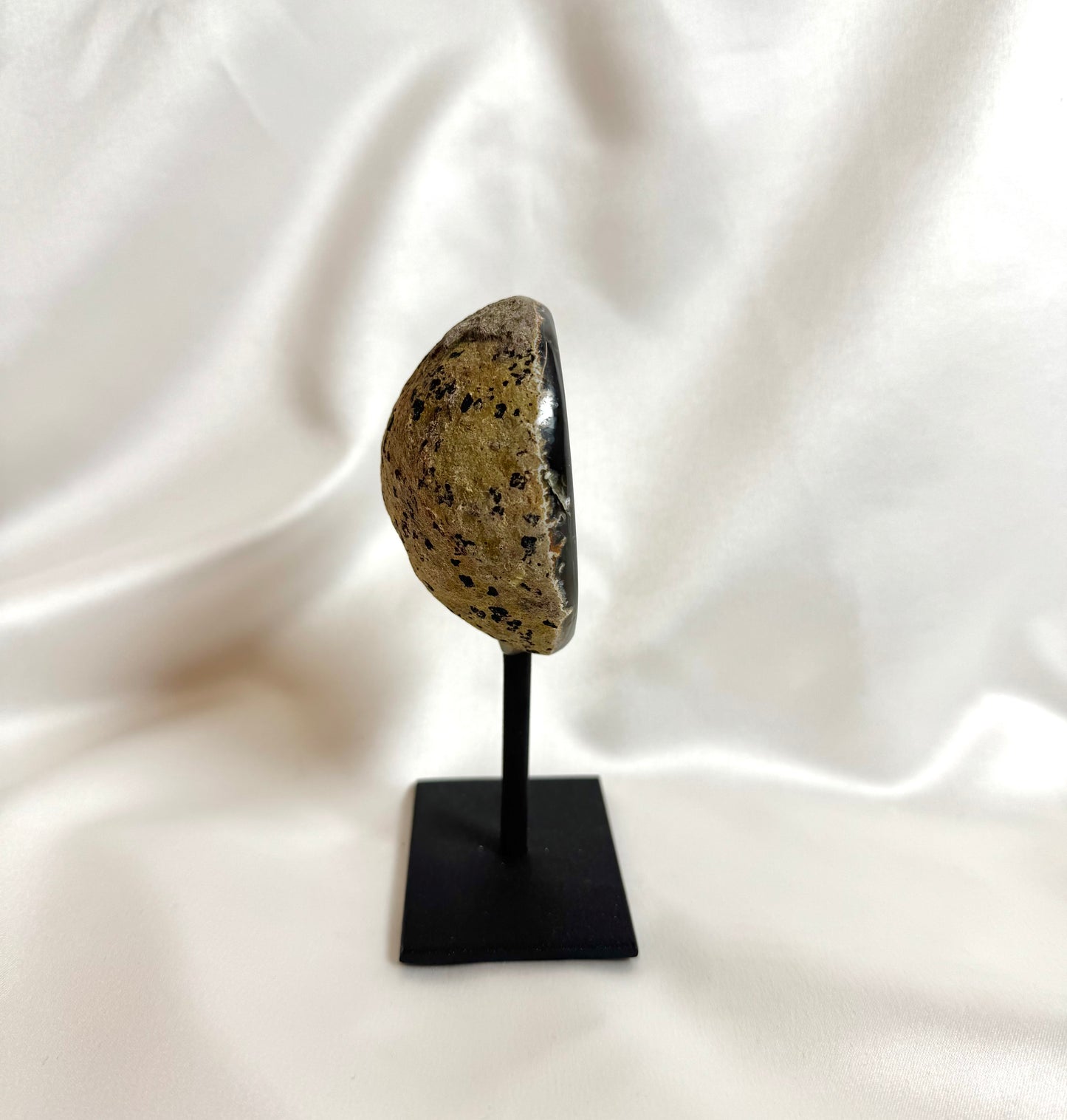 Agaat Geode S Op Standaard Nr. 253