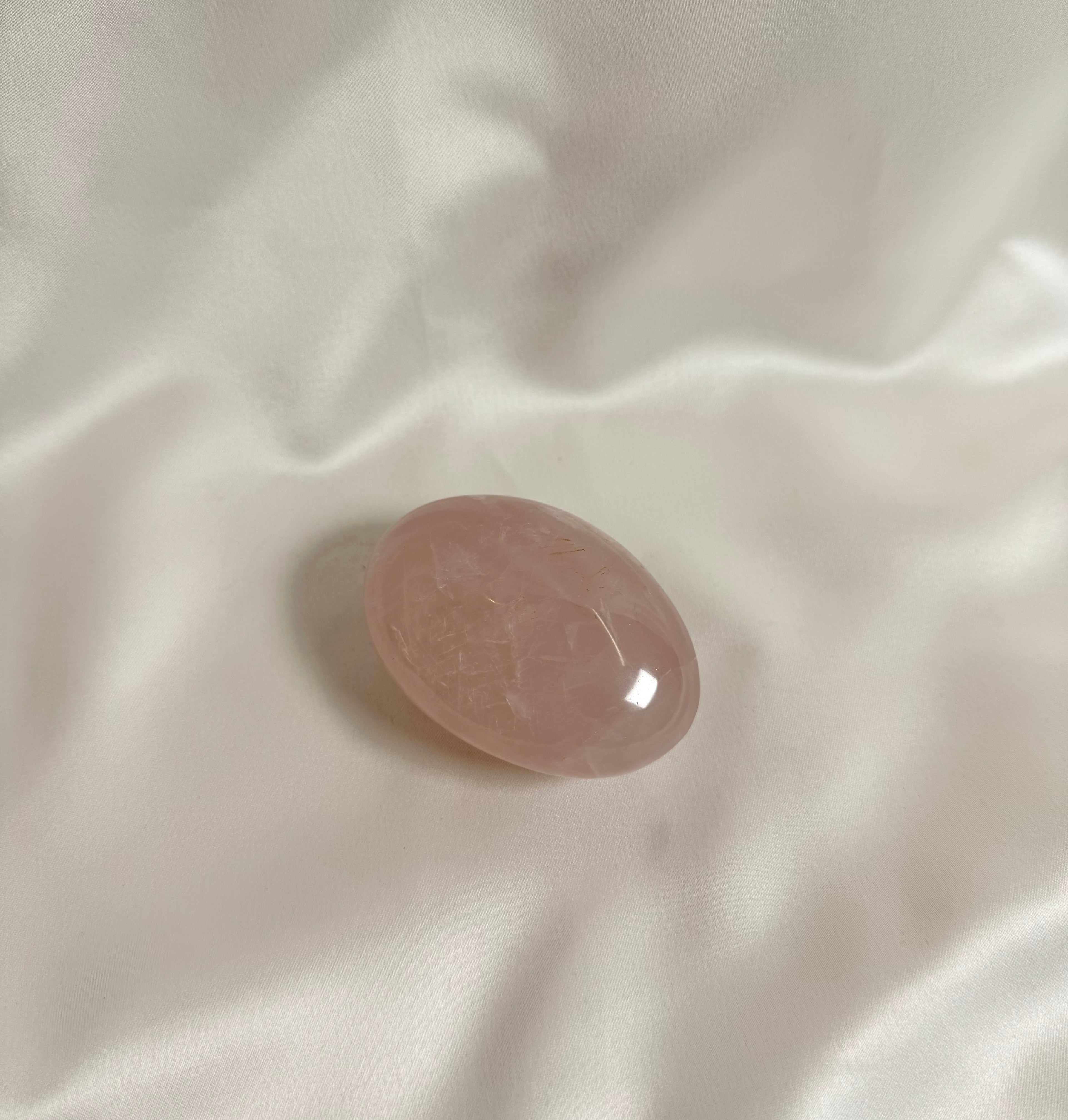 Rozenkwarts Handsteen