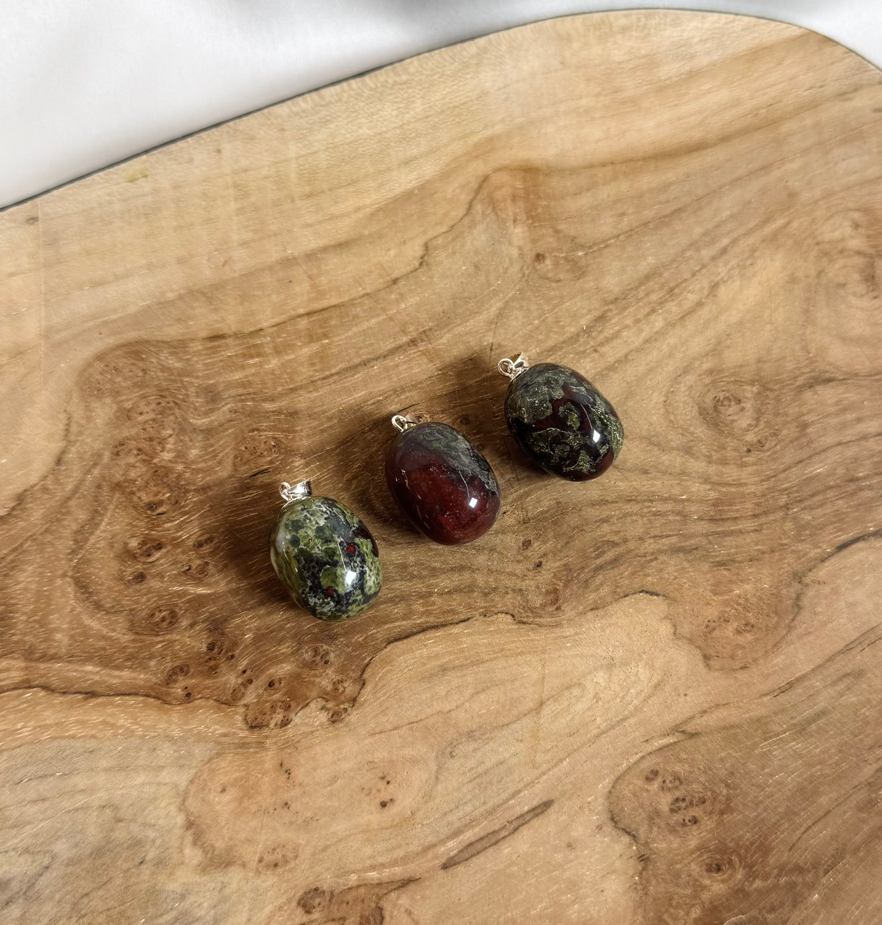 Drakenbloed Jaspis Kettinghanger 925 Zilver