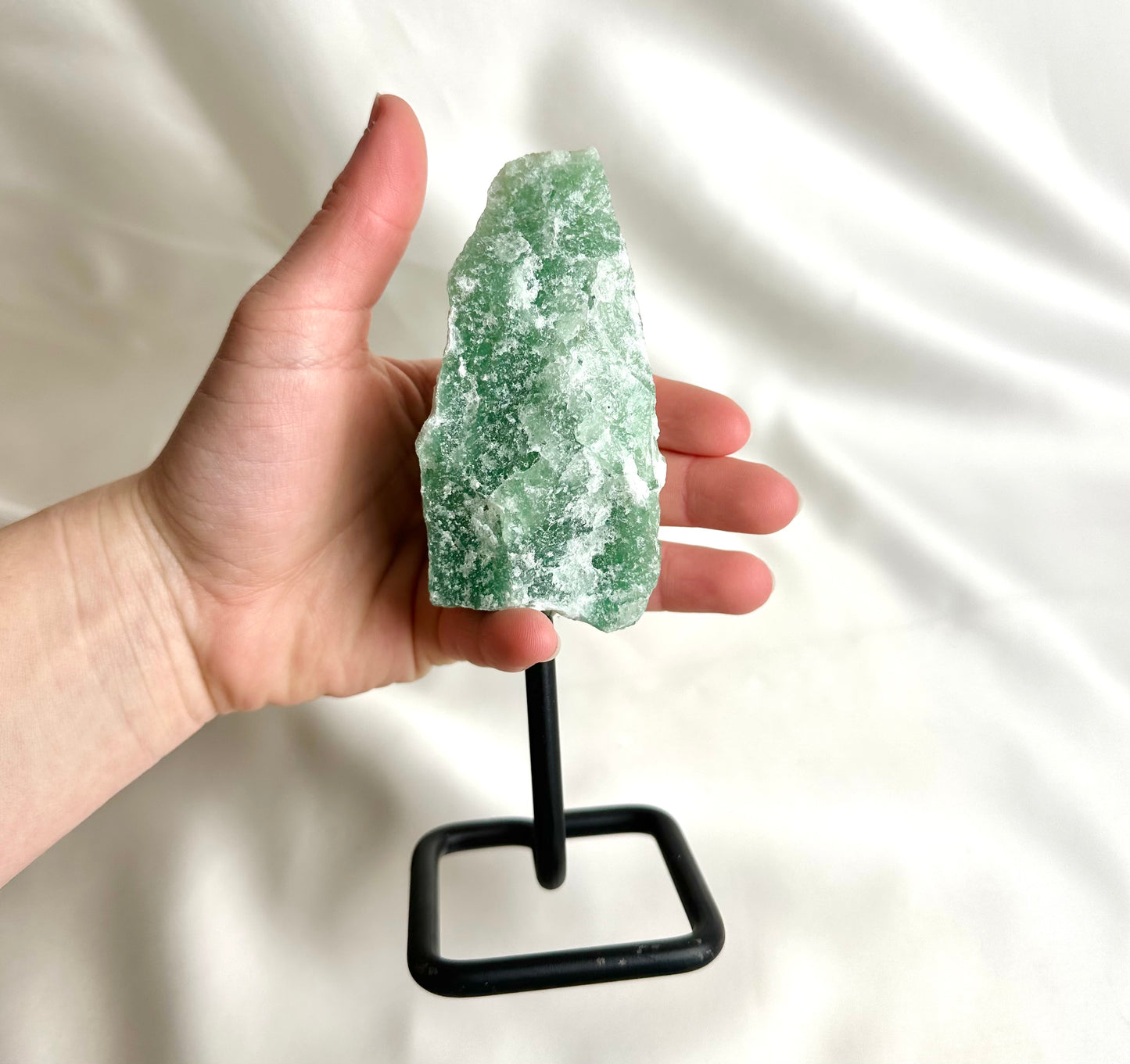 Groene Kwarts Ruw Op Standaard Nr. 6