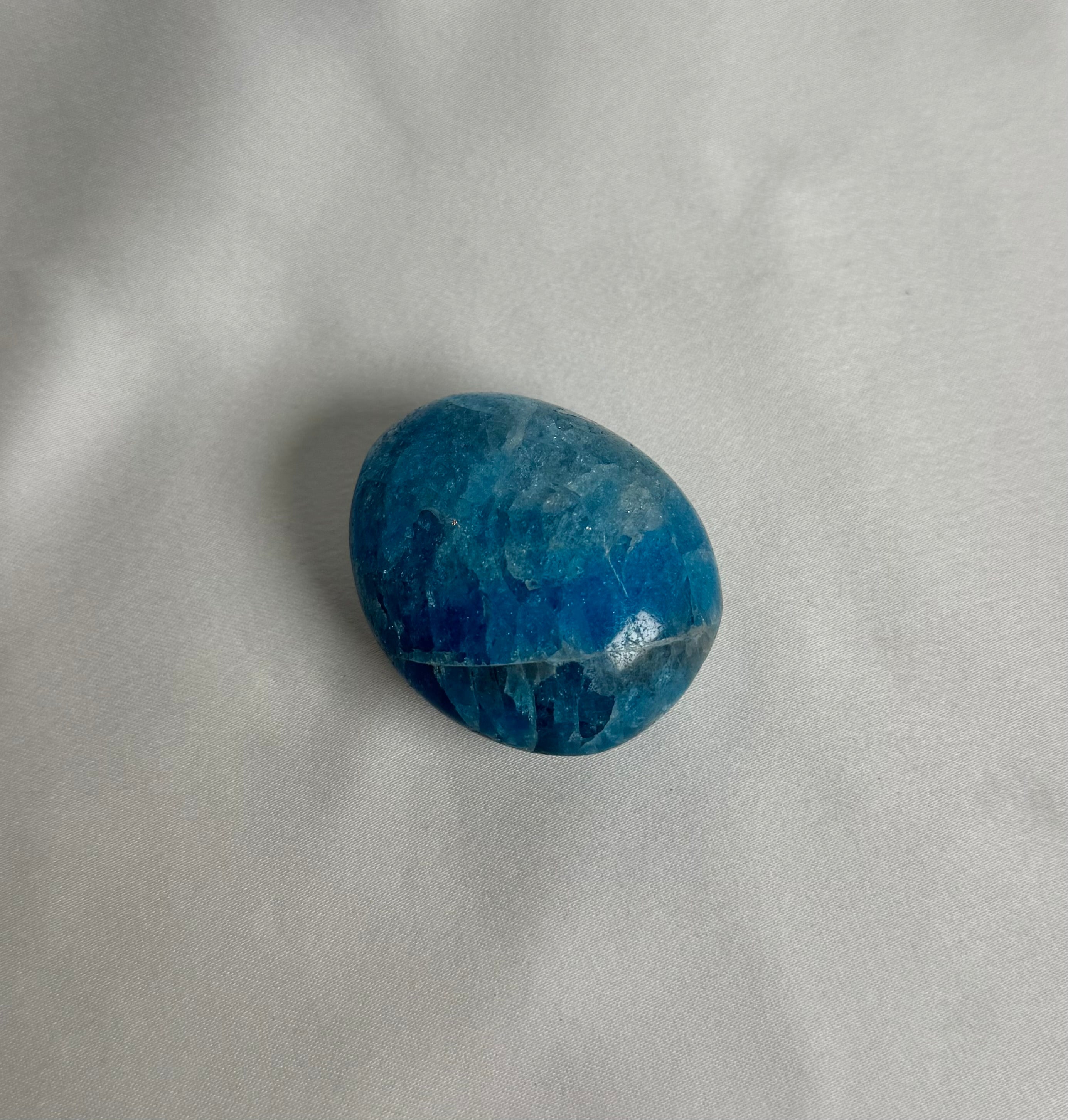 Blauwe Apatiet Handsteen