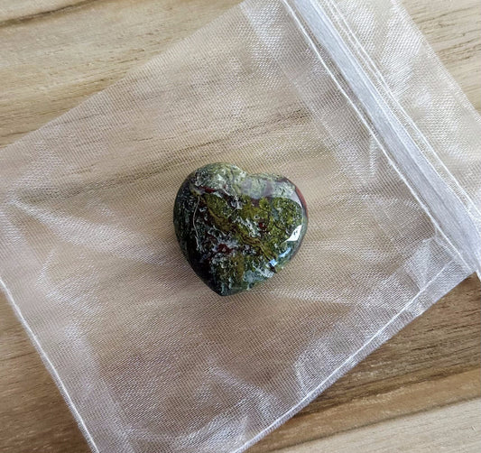 Drakenbloed Jaspis Hart 3cm