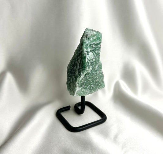 Groene Kwarts Ruw Op Standaard Nr. 73