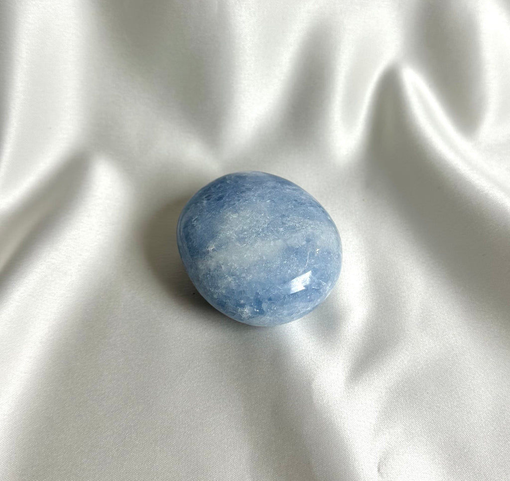 Blauwe Calciet Handsteen