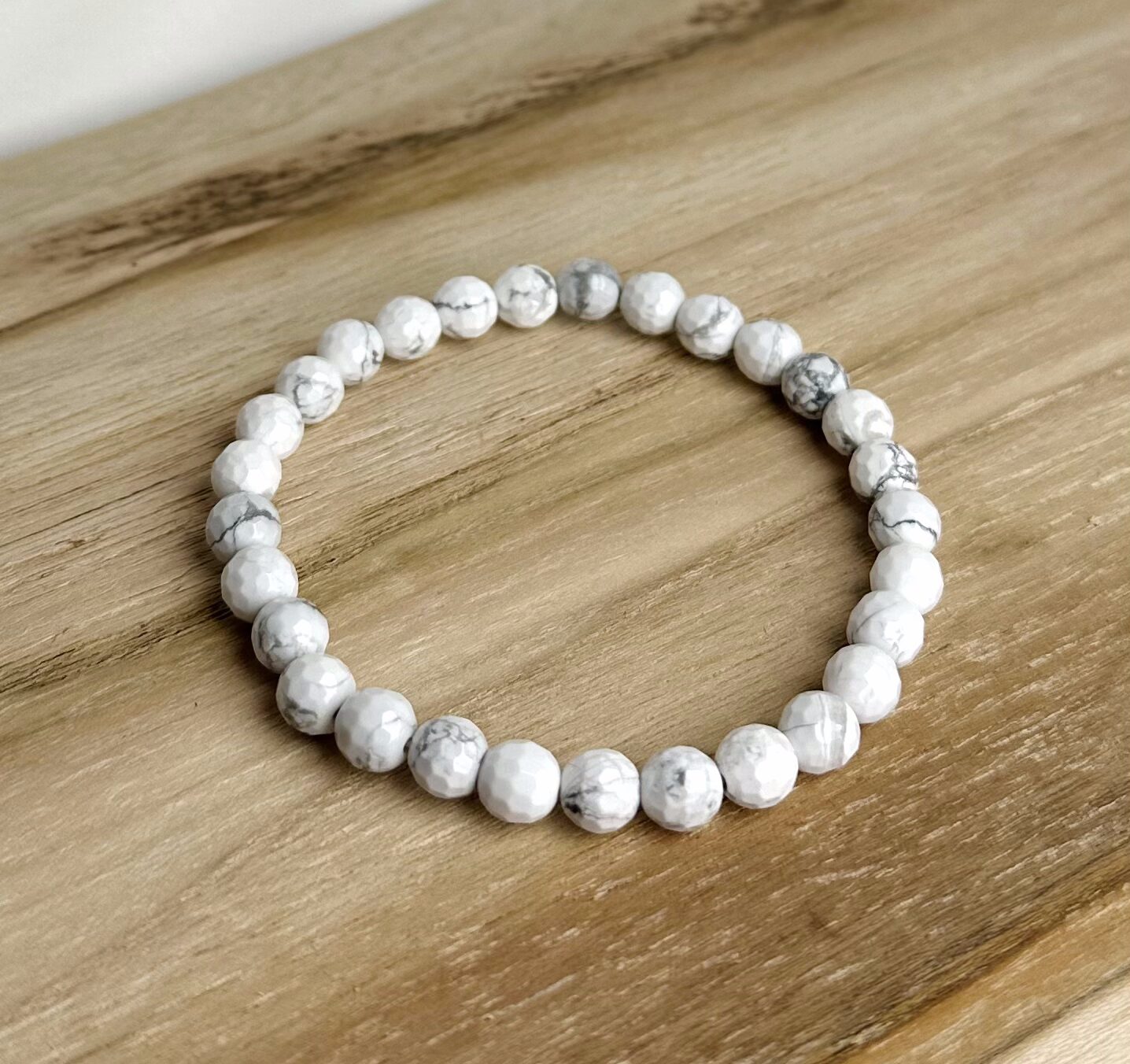 Howliet Facet Armband