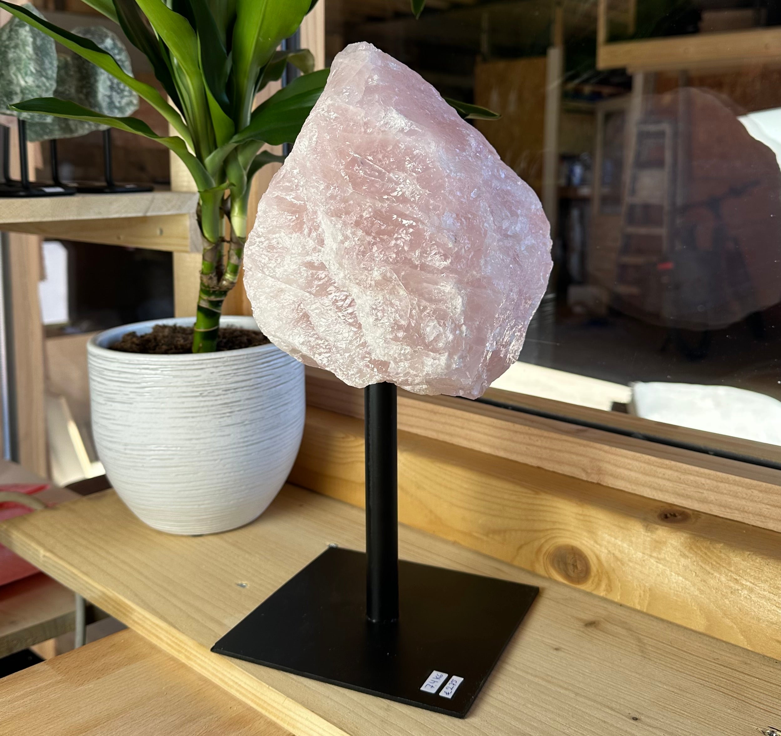 Rozenkwarts Ruw Op Standaard 7.4 Kilo