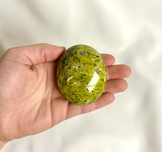 Groene Opaal Handsteen