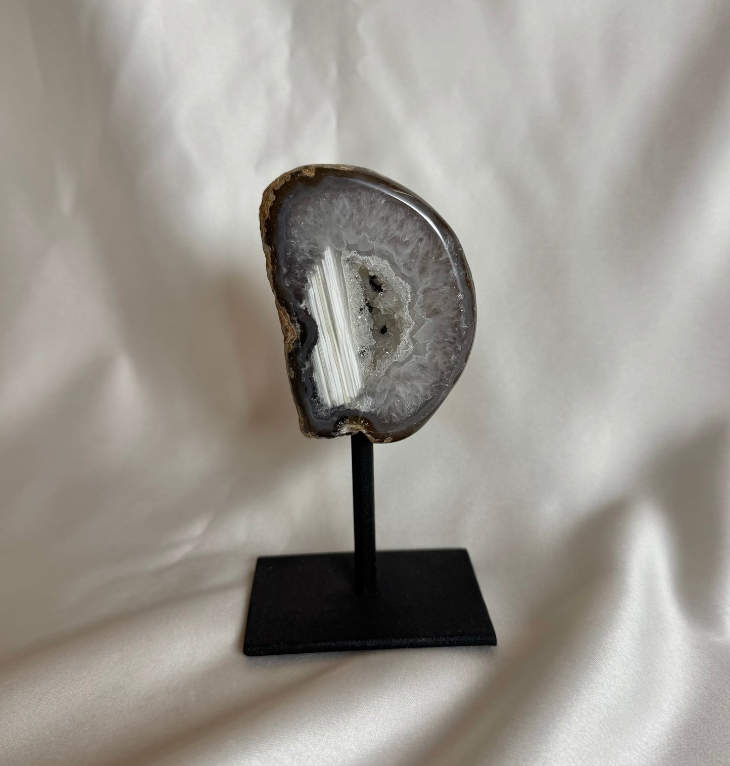 Agaat Geode S Op Standaard Nr. 438