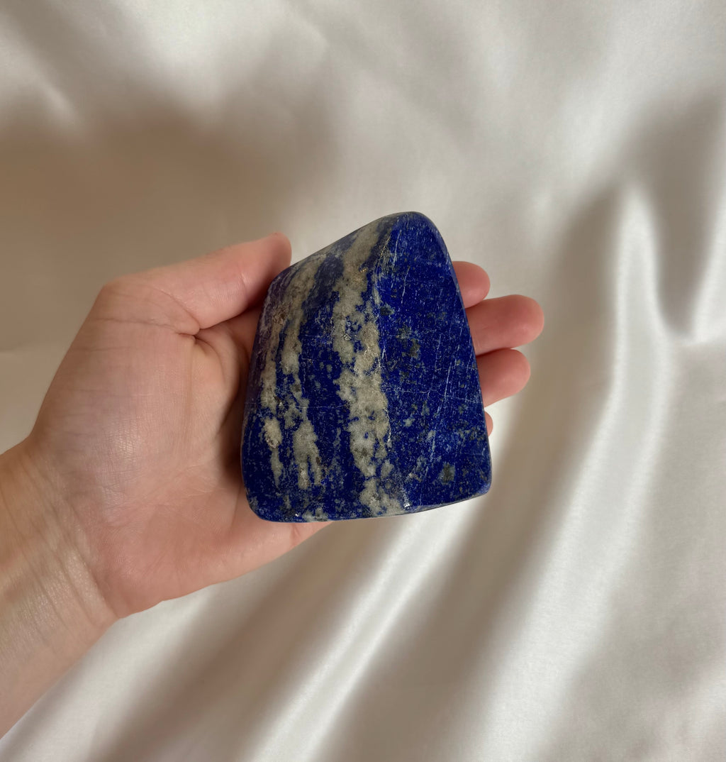 Lapis Lazuli Sculptuur Nr. 439