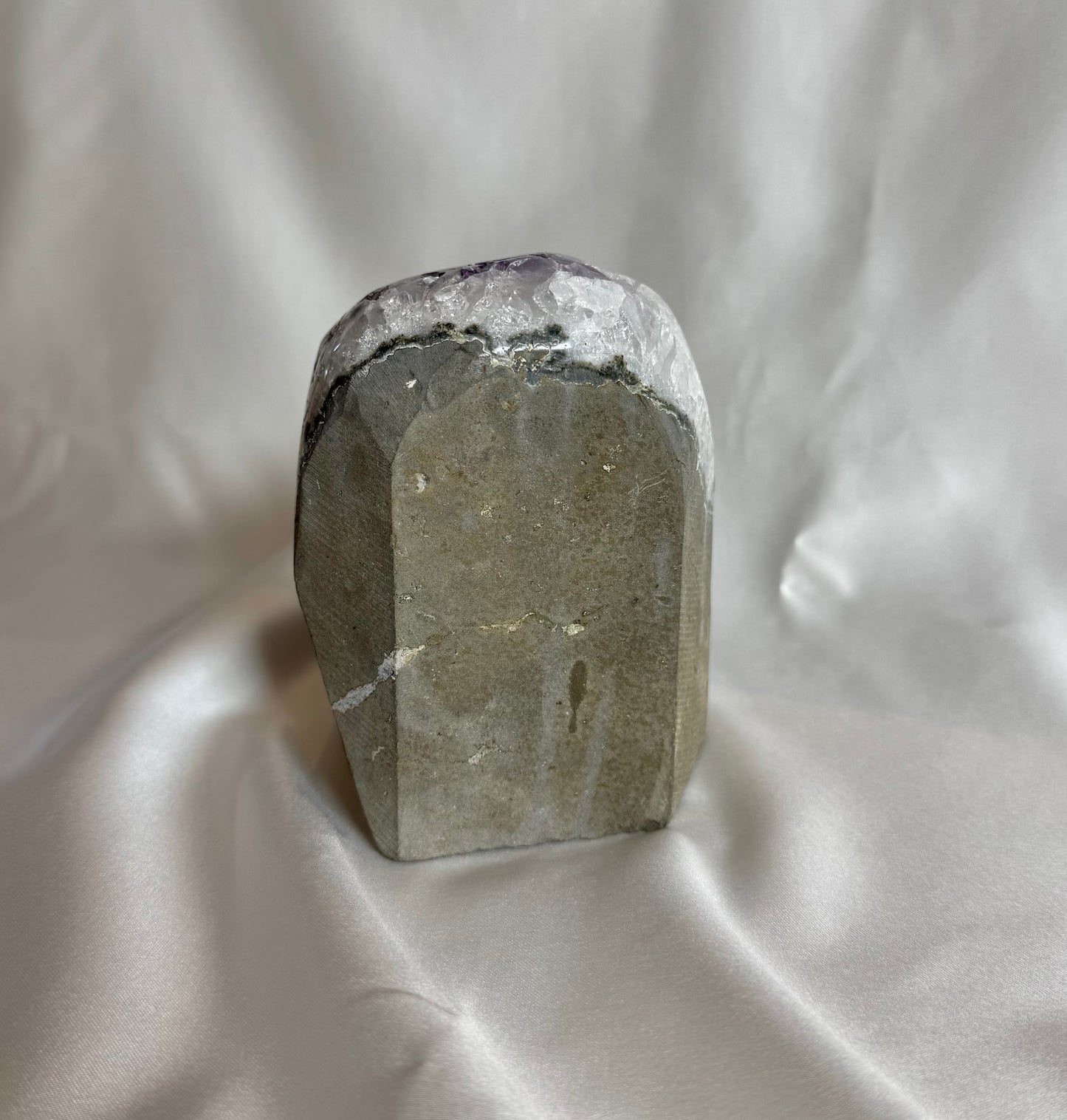 Amethist Ruw Nr. 444