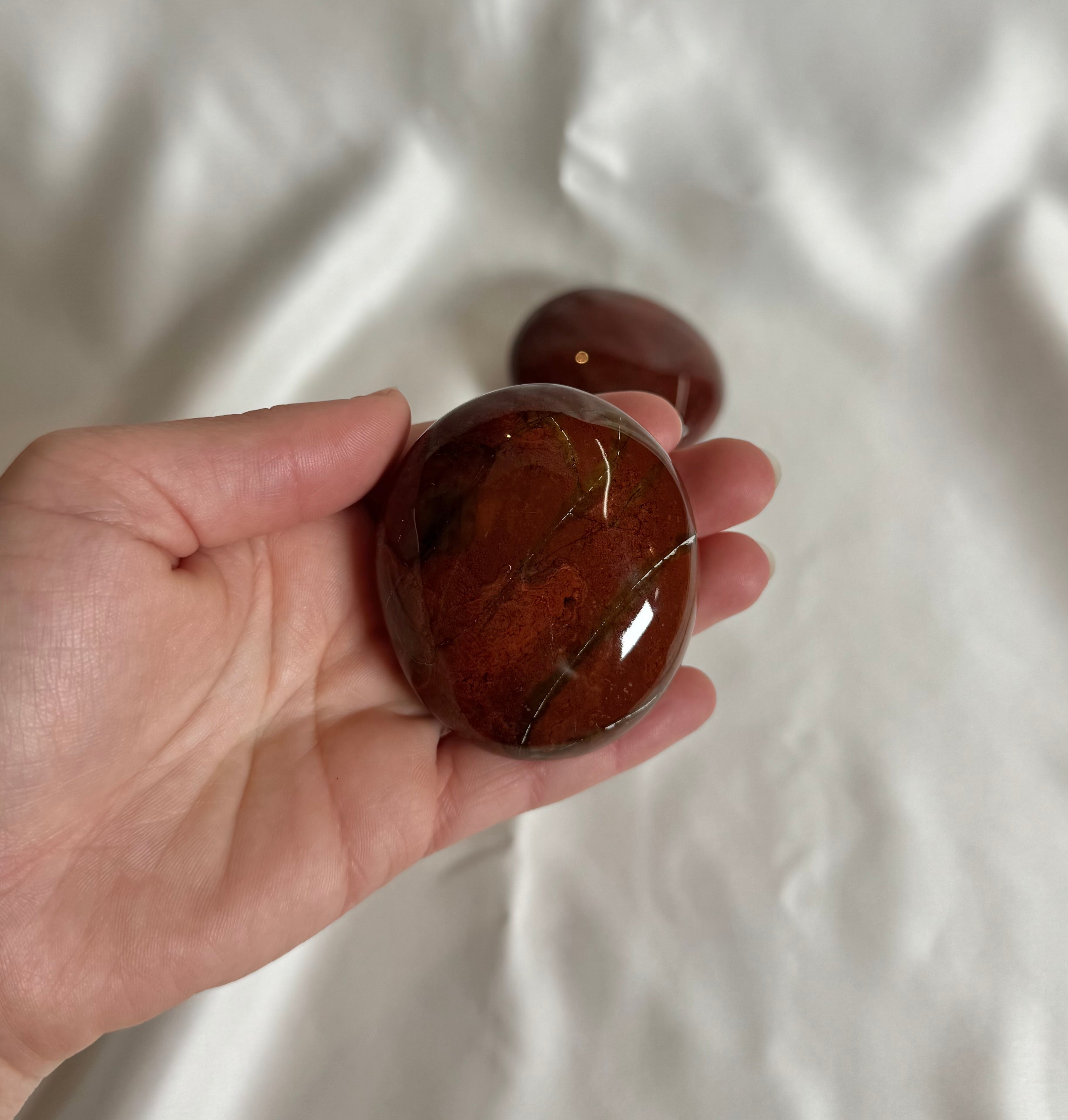 Rode Jaspis Handsteen