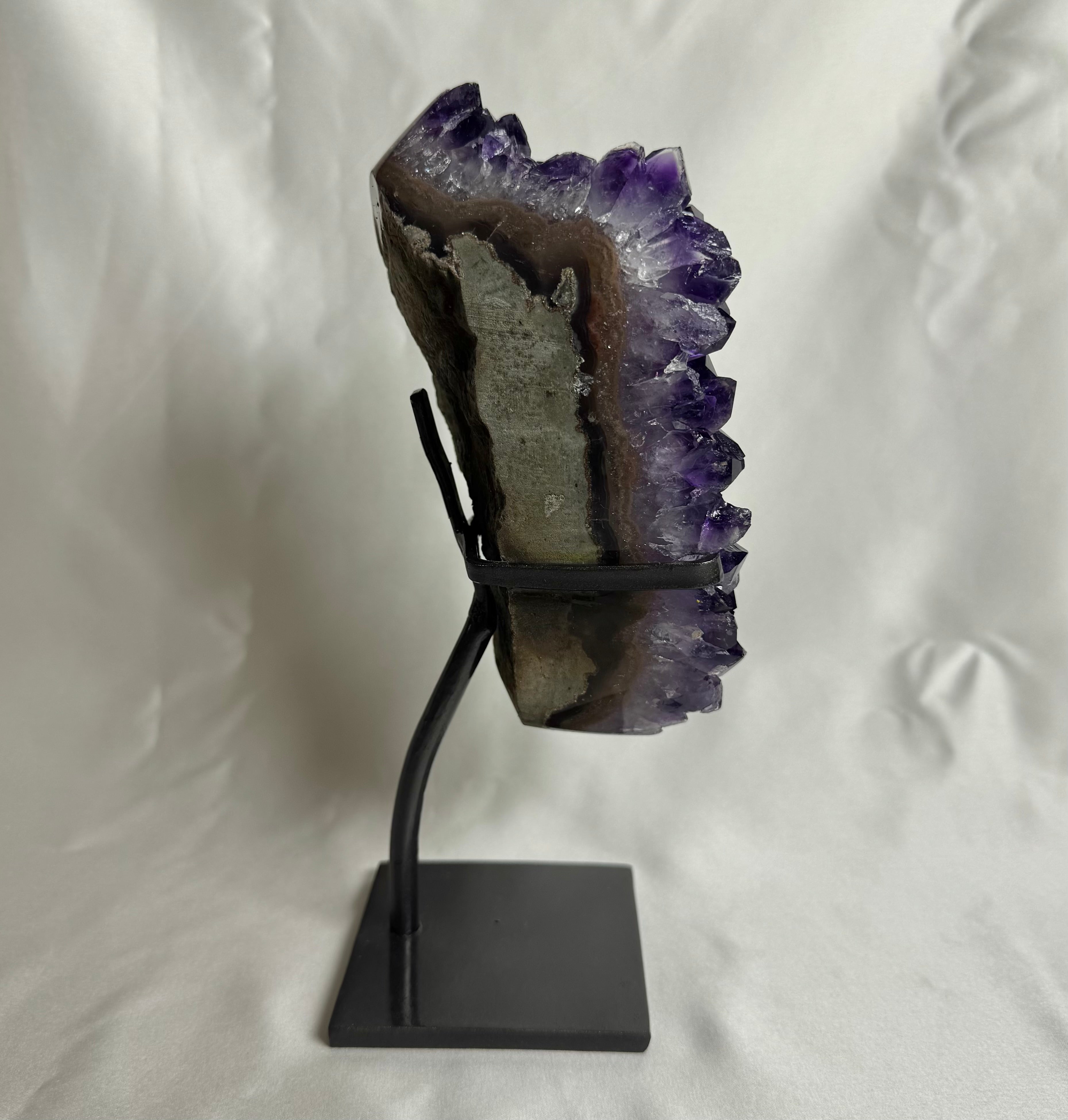 Amethist Op Standaard Nr. 495