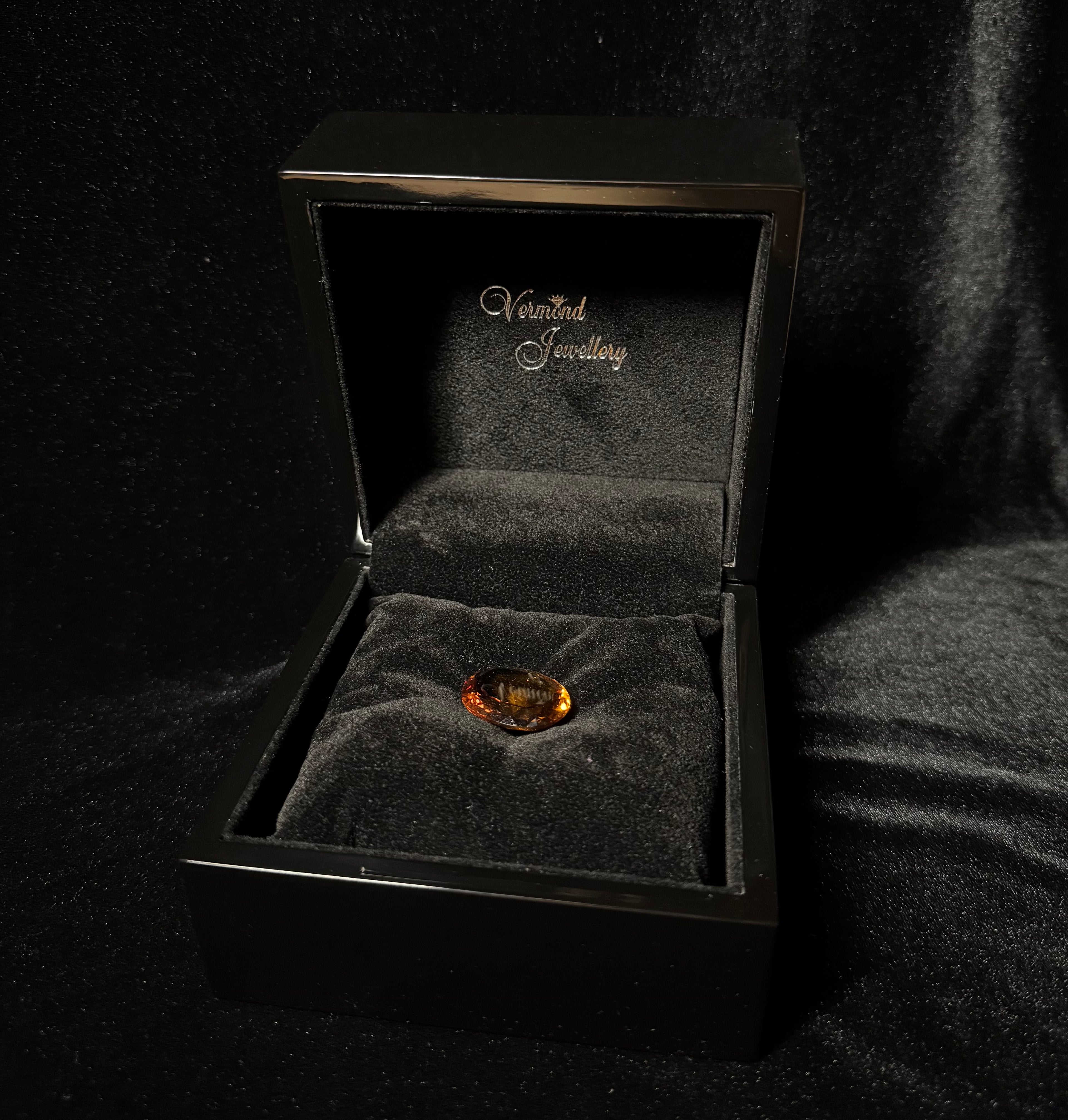 Citrien 29,74 CT Geslepen