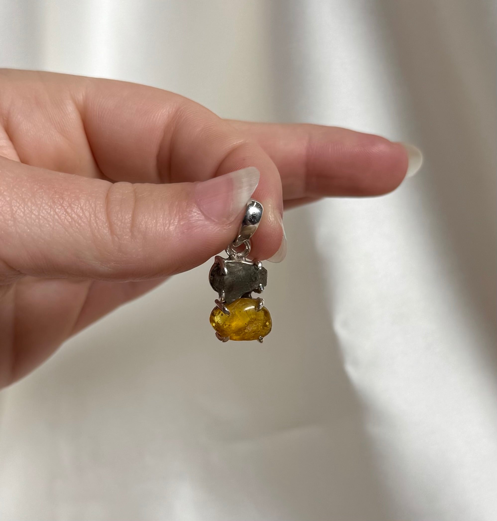 Moldaviet en Amber Hanger 925 Zilver A6