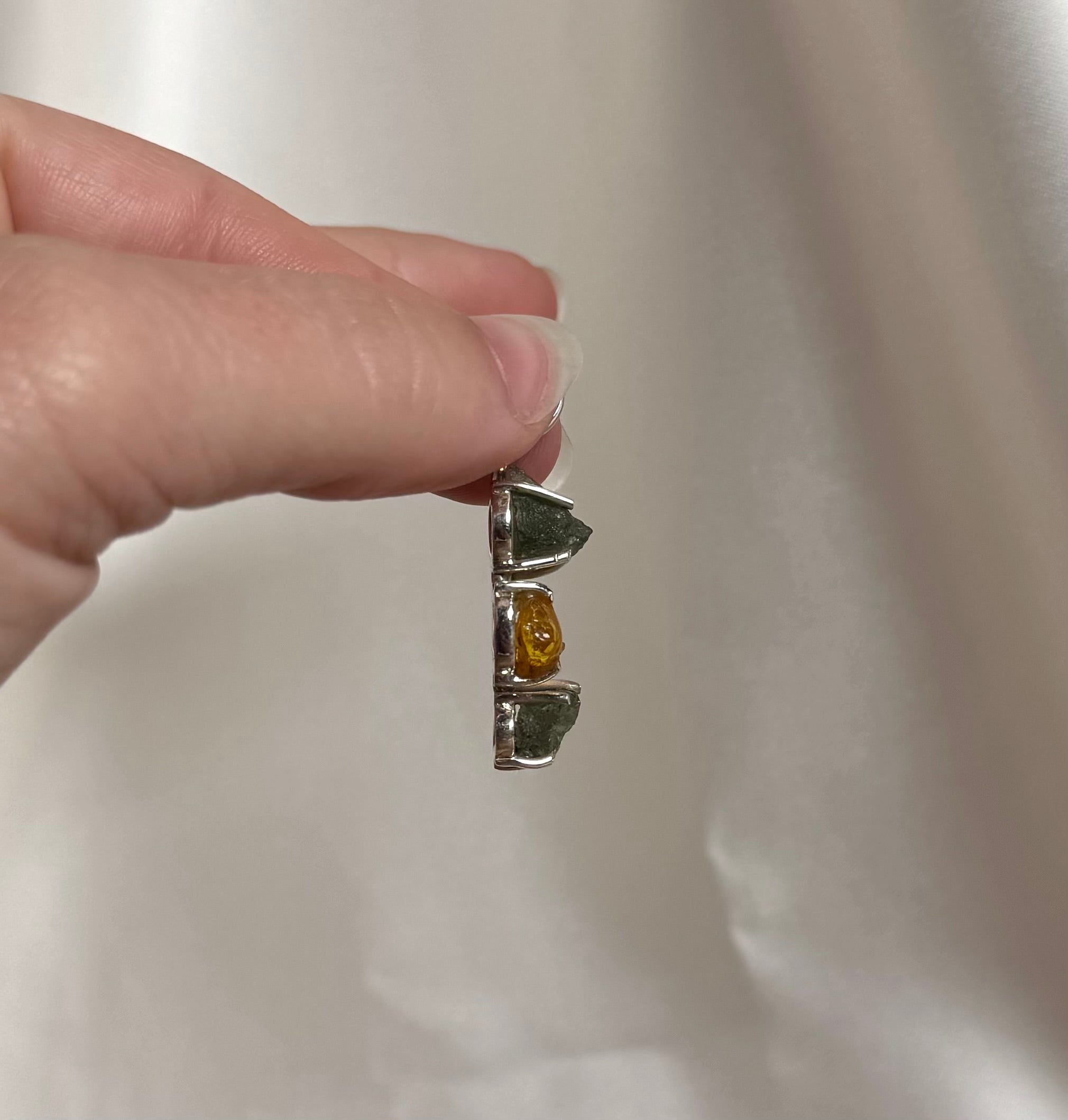 Moldaviet Dubbel en Amber Hanger 925 Zilver A13