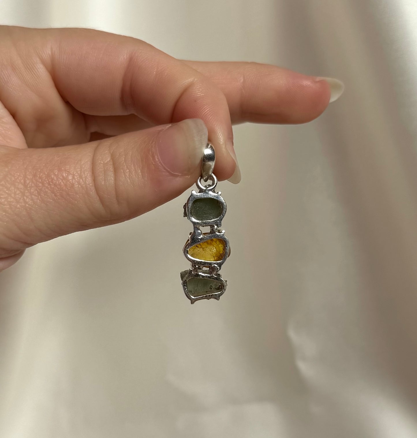 Moldaviet Dubbel en Amber Hanger 925 Zilver A13