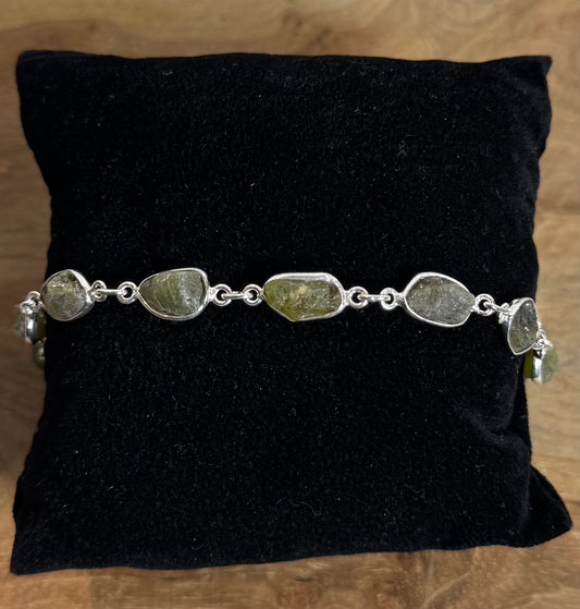 Peridoot Ruw Armband 925 Zilver